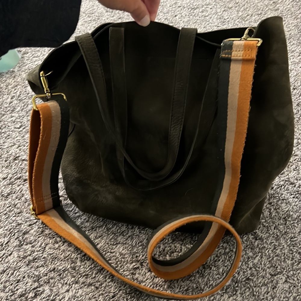 Madewell purse with strap - Picture 2 of 5